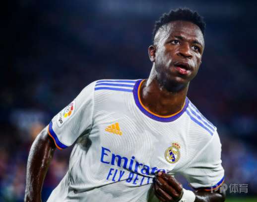 纪录之战维尼修斯超越大罗成代表皇马出战第4多巴西球员