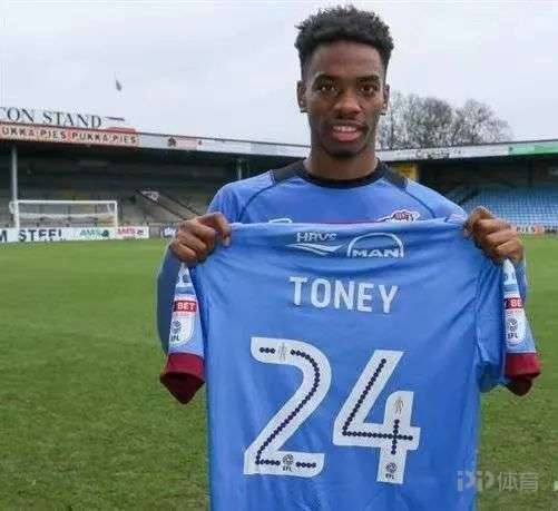 英格兰草根神锋大逆袭 8 英格兰草根神锋大逆袭