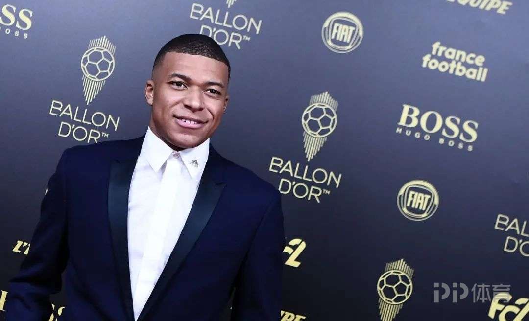 专访丨姆巴佩我会获得金球奖代表巴黎 3 专访丨姆巴佩我会获得金球奖代表巴黎